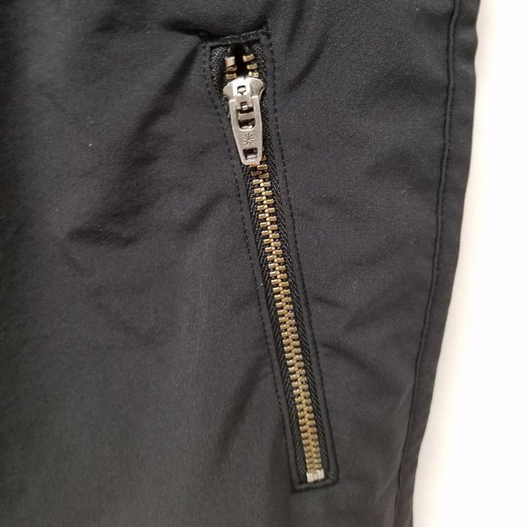 Athleta Stretch-in Skort in Black with Zippered Pockets - Picture 6 of 10